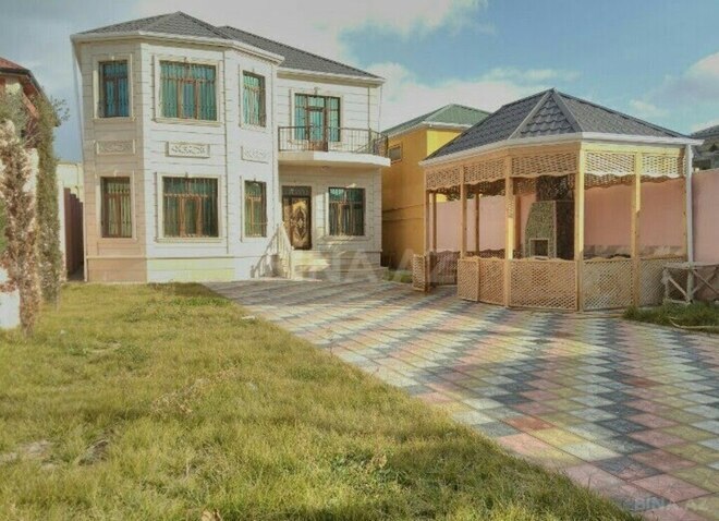 5 otaqlı həyət evi/bağ evi - Şağan q. - 250 m² (1)