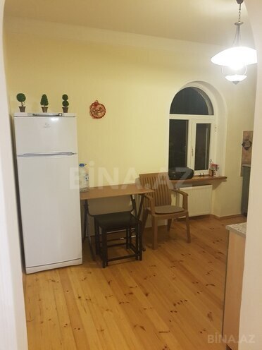 4 otaqlı həyət evi/bağ evi - Binəqədi q. - 200 m² (18)