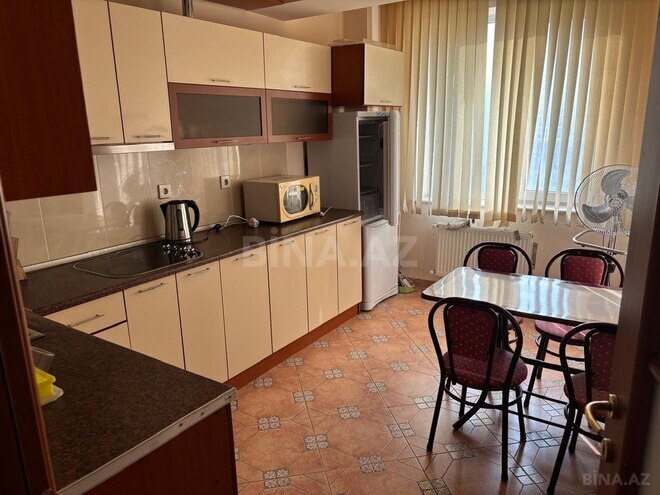 3 otaqlı yeni tikili - Elmlər Akademiyası m. - 130 m² (6)