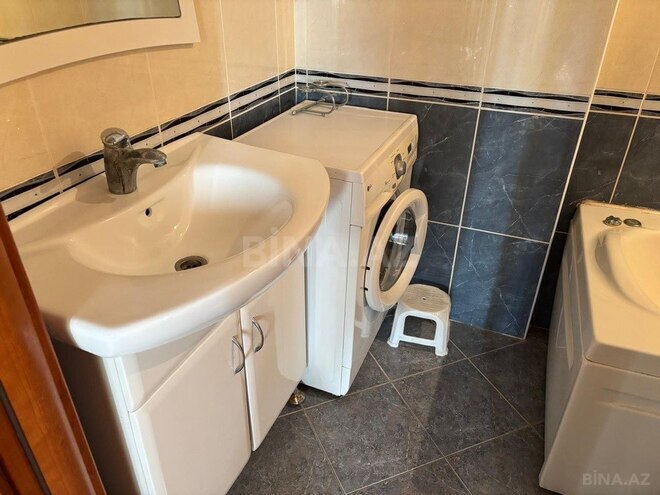 3 otaqlı yeni tikili - Elmlər Akademiyası m. - 130 m² (10)