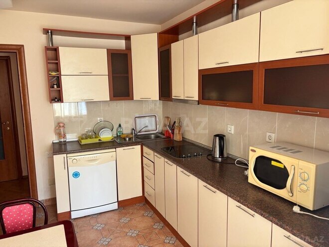 3 otaqlı yeni tikili - Elmlər Akademiyası m. - 130 m² (7)