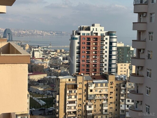 3 otaqlı yeni tikili - Elmlər Akademiyası m. - 130 m² (12)