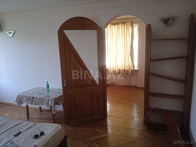 2 otaqlı köhnə tikili - Həzi Aslanov q. - 50 m² (4)