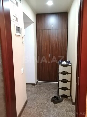 2 otaqlı köhnə tikili - İnşaatçılar m. - 50 m² (9)