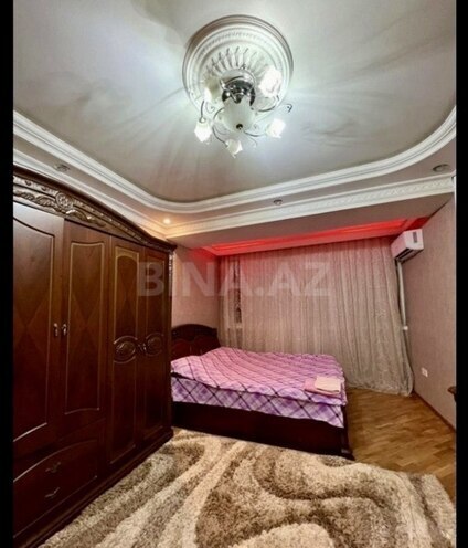 3-комн. вторичка - м. 28 мая - 100 м² (3)