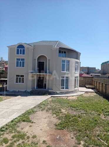 8-комн. дом/дача - пос. Новханы - 580 м² (1)