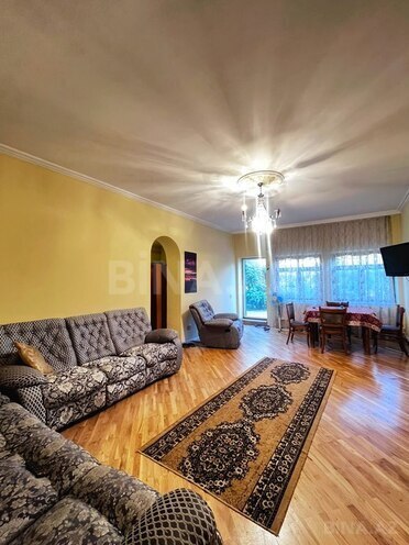 5 otaqlı həyət evi/bağ evi - Hövsan q. - 400 m² (16)