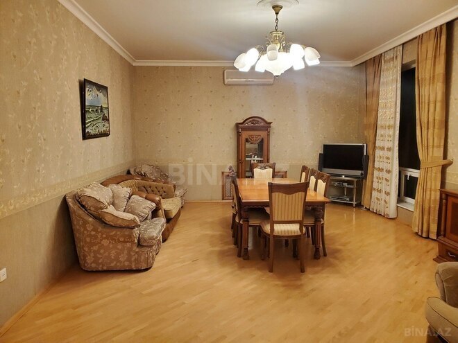 6-комн. дом/дача - пос. Бадамдар - 410 м² (23)