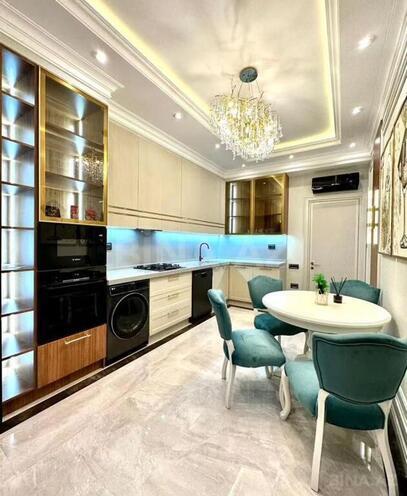 3-комн. вторичка - м. Мемар Аджеми - 133.4 м² (5)