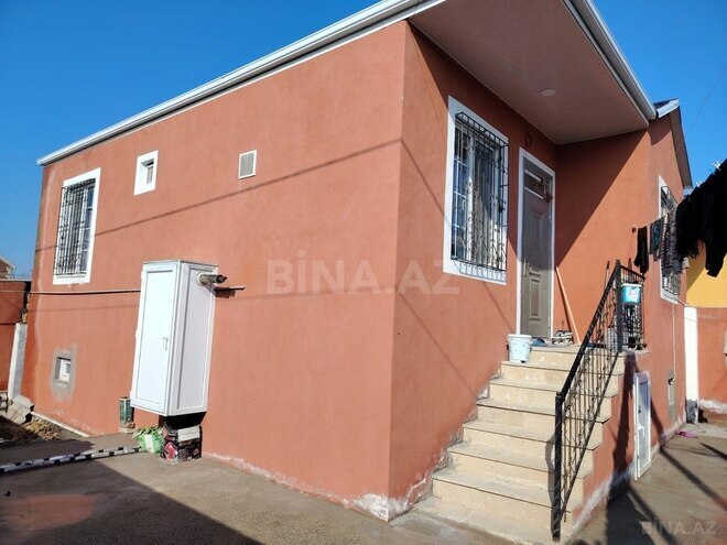 3 otaqlı həyət evi/bağ evi - Saray q. - 70 m² (1)
