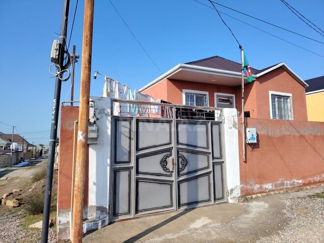 3 otaqlı həyət evi/bağ evi - Saray q. - 70 m² (3)
