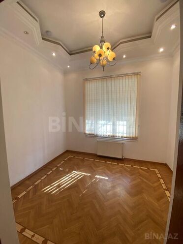 Satılır 8 otaqlı həyət evi/bağ evi 450 m², Gənclik m., photo 18 from 32