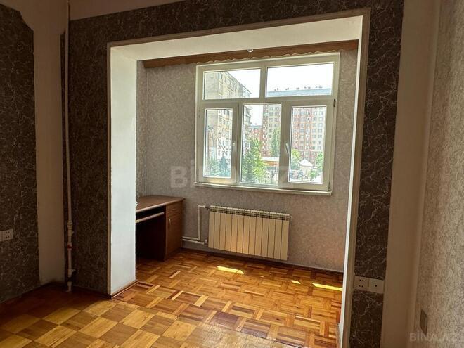 2 otaqlı köhnə tikili - Yeni Günəşli q. - 62 m² (13)