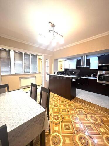 5 otaqlı köhnə tikili - Nəsimi r. - 200 m² (6)