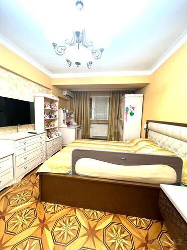 5 otaqlı köhnə tikili - Nəsimi r. - 200 m² (13)