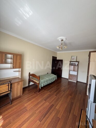 7-комн. дом/дача - пос. Новханы - 300 м² (17)