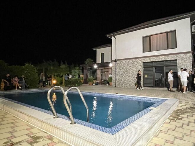 4 otaqlı həyət evi/bağ evi - Türkan q. - 300 m² (2)