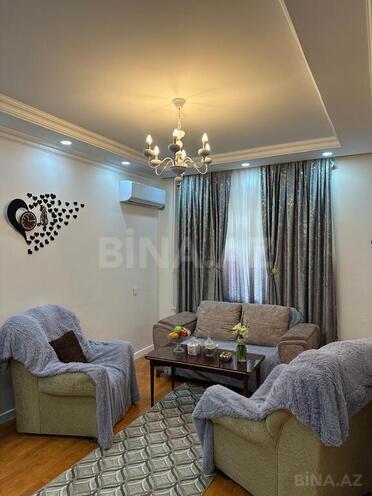 2 otaqlı köhnə tikili - İnşaatçılar m. - 65 m² (1)