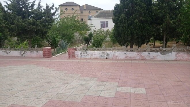 6 otaqlı həyət evi/bağ evi - Şüvəlan q. - 220 m² (20)