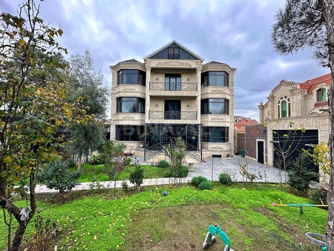 10 otaqlı həyət evi/bağ evi - Neftçilər m. - 850 m² (3)