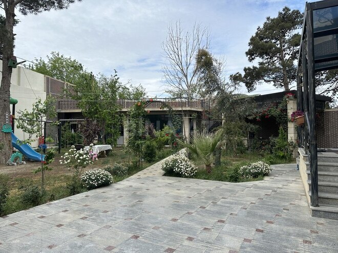 10 otaqlı həyət evi/bağ evi - Neftçilər m. - 850 m² (6)