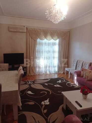 3-комн. вторичка - м. Элмляр Академиясы - 90 м² (2)