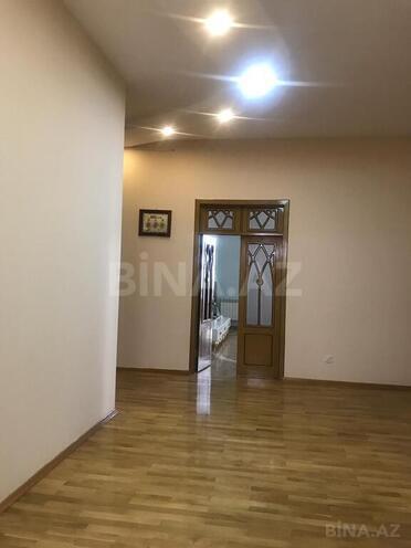 9-комн. дом/дача - м. Кара Караев - 480 м² (19)