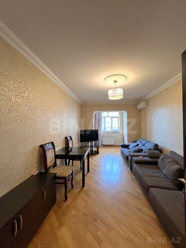 2 otaqlı köhnə tikili - İnşaatçılar m. - 50 m² (2)