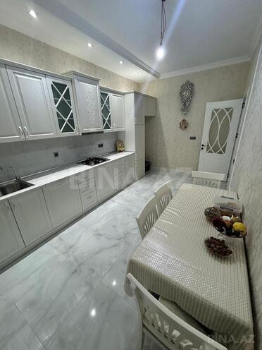 6 otaqlı həyət evi/bağ evi - Bakıxanov q. - 350 m² (3)