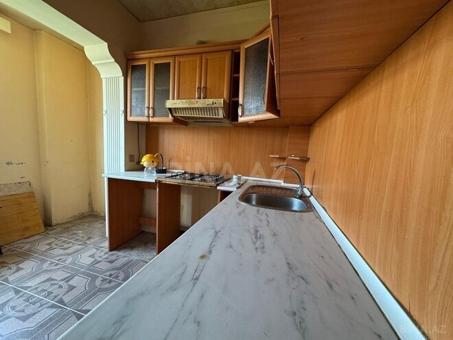 3-комн. вторичка - пос. Старые Гюнешли - 80 м² (7)