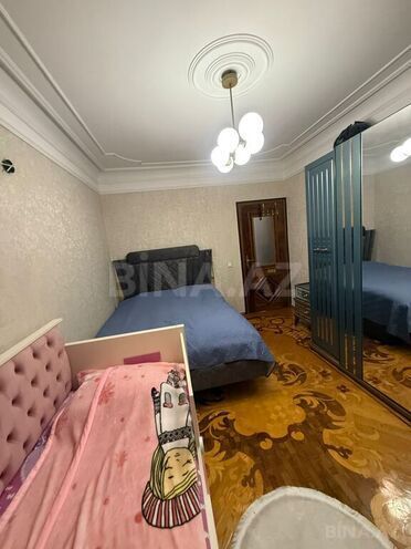 Satılır 2 otaqlı köhnə tikili 70 m², Azadlıq Prospekti m., photo 4 from 13