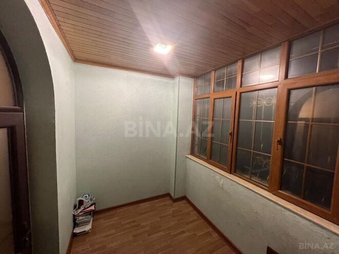 6-комн. дом/дача - пос. Бинагади - 300 м² (24)