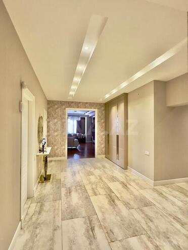 3-комн. новостройка - м. 8 ноября - 160 м² (10)