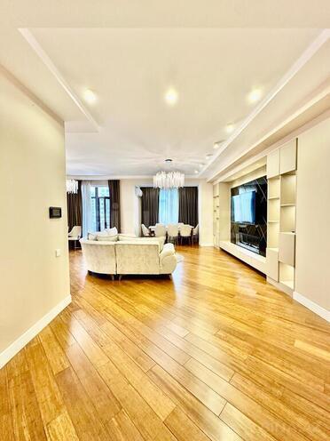 3-комн. новостройка - м. 8 ноября - 160 м² (5)