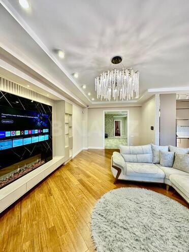 3-комн. новостройка - м. 8 ноября - 160 м² (4)