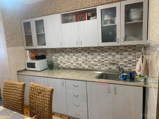 3 otaqlı köhnə tikili - Massiv A q. - 80 m² (8)