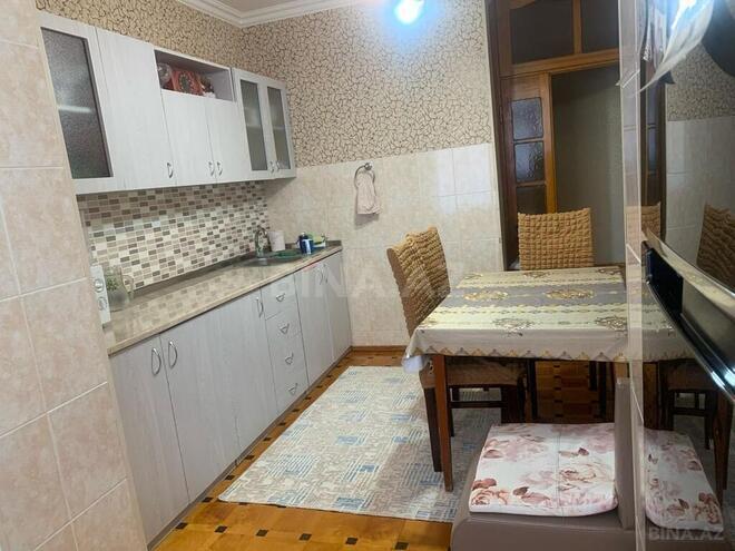 3 otaqlı köhnə tikili - Massiv A q. - 80 m² (10)