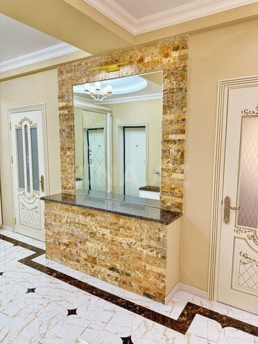 5-комн. новостройка - м. Шах Исмаил Хатаи - 226.6 м² (4)