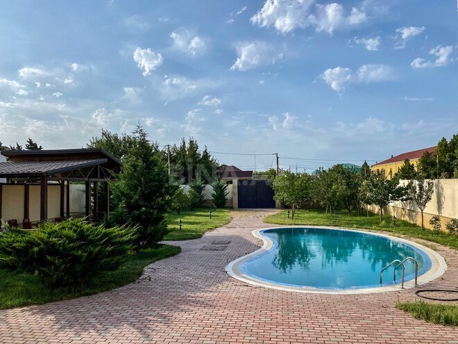 5 otaqlı həyət evi/bağ evi - Novxanı q. - 450 m² (4)