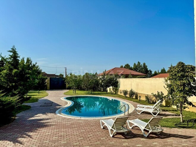 5 otaqlı həyət evi/bağ evi - Novxanı q. - 450 m² (3)