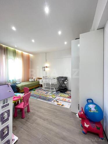 4-комн. новостройка - м. 28 мая - 175 м² (10)