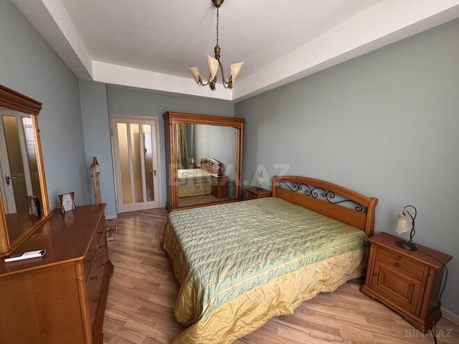 3 otaqlı yeni tikili - Elmlər Akademiyası m. - 125 m² (3)