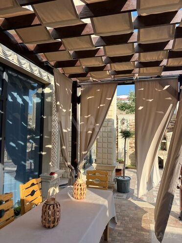 5 otaqlı həyət evi/bağ evi - Şüvəlan q. - 200 m² (3)