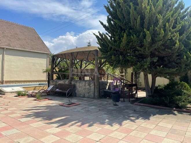 6-комн. дом/дача - пос. Новханы - 250 м² (11)