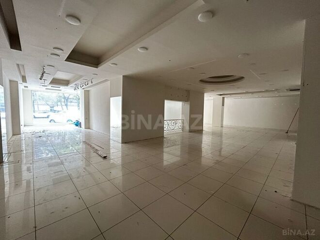Объект - м. Азадлыг проспекти - 1300 м² (14)