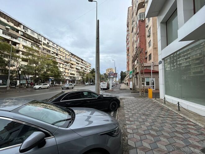 Объект - м. Азадлыг проспекти - 1300 м² (4)