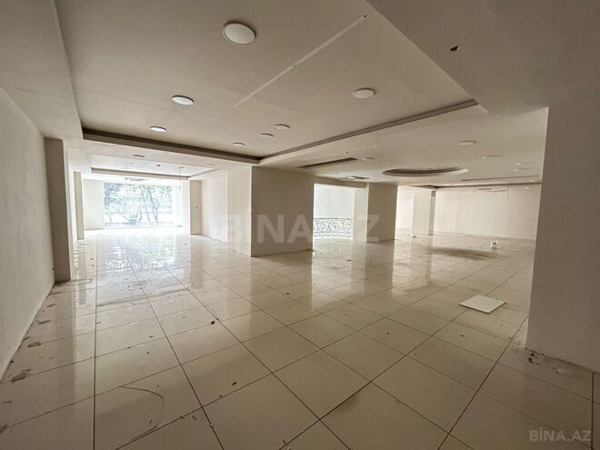 Объект - м. Азадлыг проспекти - 1300 м² (18)