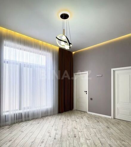4 otaqlı həyət evi/bağ evi - Şüvəlan q. - 180 m² (10)