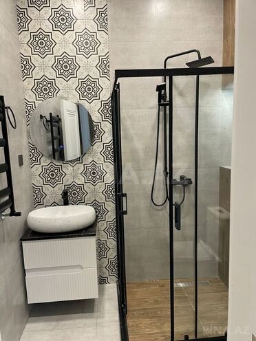 4 otaqlı həyət evi/bağ evi - Şüvəlan q. - 180 m² (19)