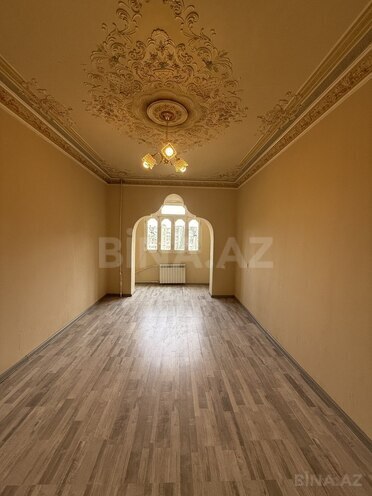 3 otaqlı köhnə tikili - Köhnə Günəşli q. - 70 m² (1)